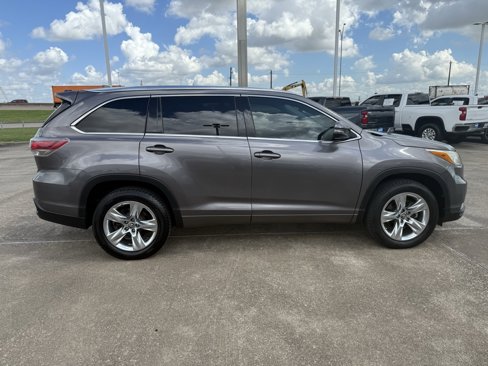 Used 2016 Toyota Highlander Limited image 10