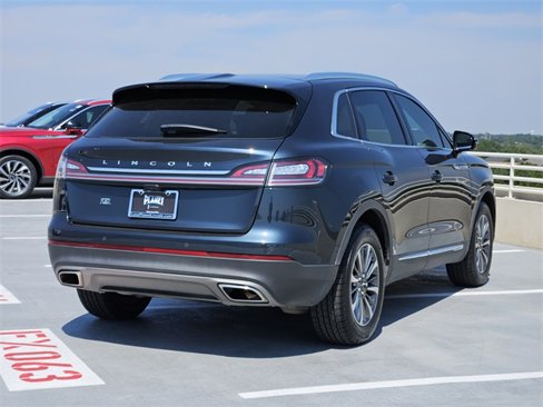 Certified 2022 Lincoln Nautilus FWD w/ Premium Package image 7