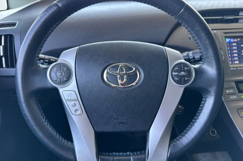 Used 2013 Toyota Prius Four image 16