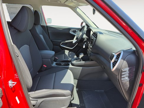 New 2025 Kia Soul LX image 19