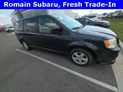 Used 2013 Dodge Grand Caravan SXT image 1