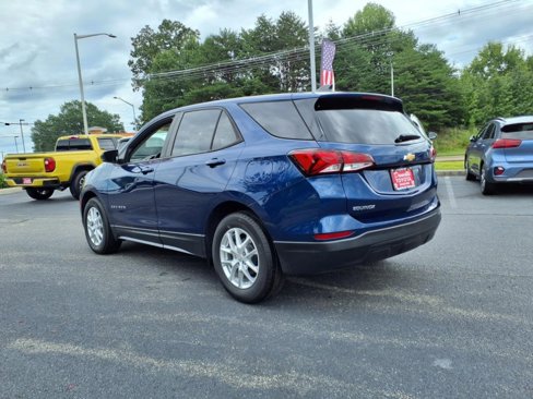 Used 2022 Chevrolet Equinox LS w/ LS Convenience Package image 24