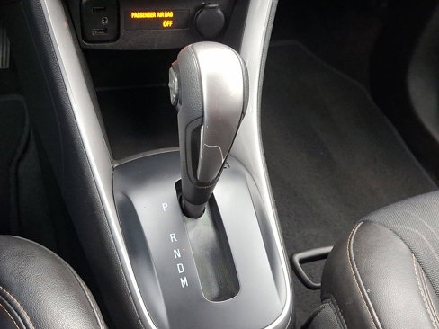 Certified 2022 Chevrolet Trax LT w/ LT Convenience Package image 12