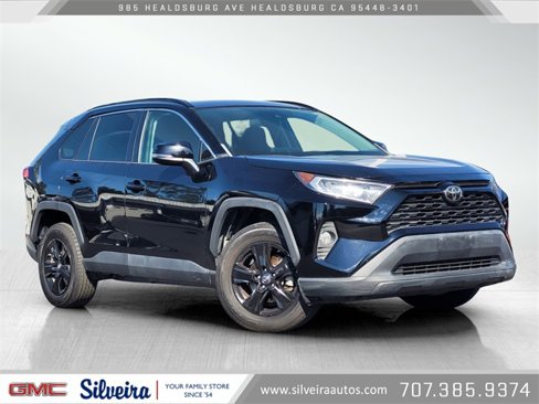 Used 2019 Toyota RAV4 XLE image 1