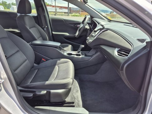 Used 2020 Chevrolet Malibu LS image 24
