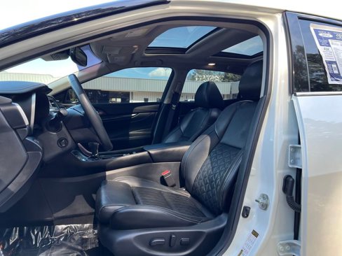 Used 2021 Nissan Maxima Platinum w/ Sport Mat Group image 9