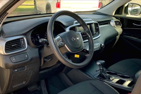 Used 2019 Kia Sorento L image 15