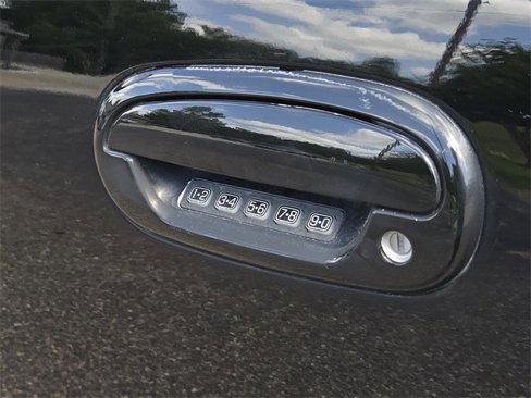 Used 2002 Ford F150 Harley-Davidson image 8