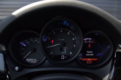Certified 2023 Porsche Macan image 37