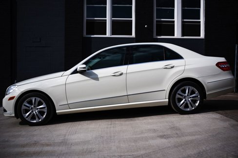 Used 2010 Mercedes-Benz E 350 4MATIC Sedan image 7