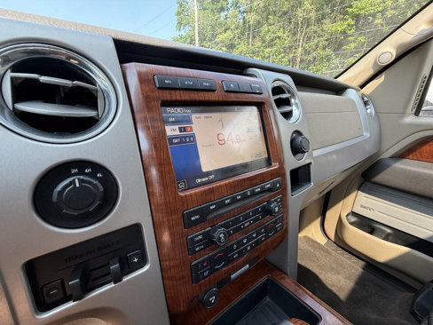 Used 2010 Ford F150 Lariat image 30