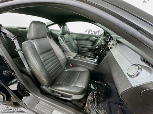 Used 2009 Ford Mustang GT image 24