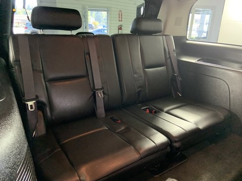 Used 2013 Cadillac Escalade Premium image 22