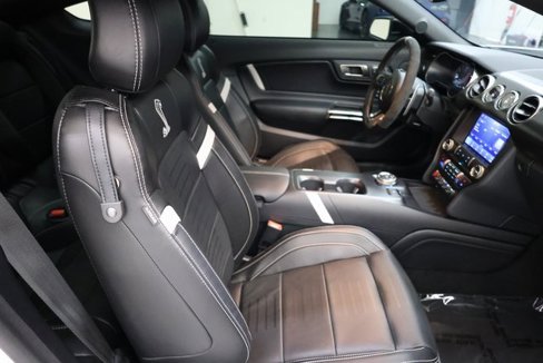 Used 2022 Ford Mustang Shelby GT500 w/ Technology Package image 75