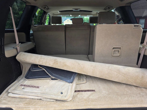 Used 2008 Toyota Sequoia SR5 image 23