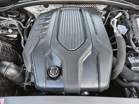 Used 2024 Porsche Macan image 41