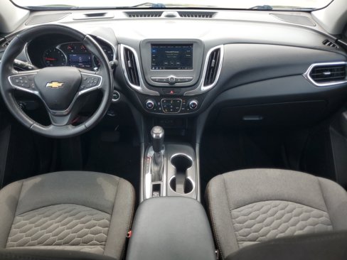 Used 2019 Chevrolet Equinox LT w/ Driver Convenience Package image 6