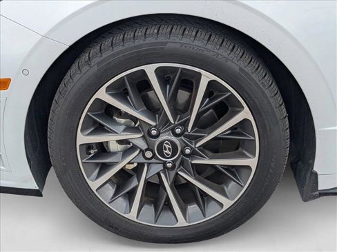 Used 2020 Hyundai Sonata Limited image 21