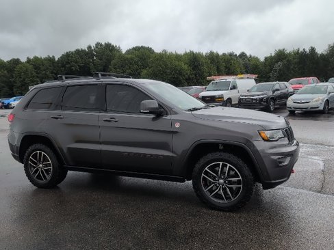 Used 2018 Jeep Grand Cherokee Trailhawk w/ Trailhawk Luxury Group image 8