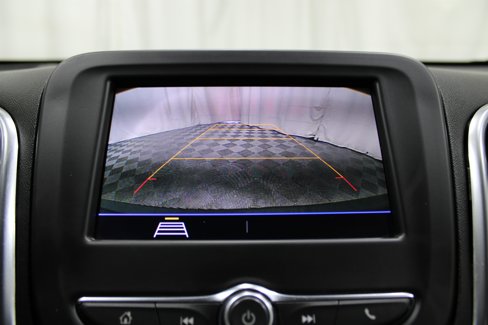 Used 2021 Chevrolet Equinox LT image 19