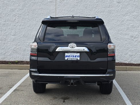 Used 2015 Toyota 4Runner Limited image 12