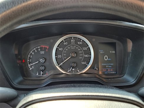 Used 2021 Toyota Corolla LE image 25