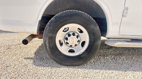 Used 2020 Chevrolet Express 2500 w/ Driver Convenience Package image 14