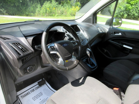 Used 2017 Ford Transit Connect XLT image 32