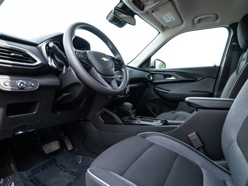Used 2023 Chevrolet TrailBlazer LT image 17