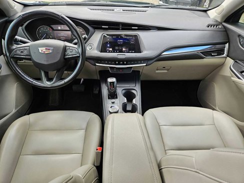 Used 2019 Cadillac XT4 Luxury image 14