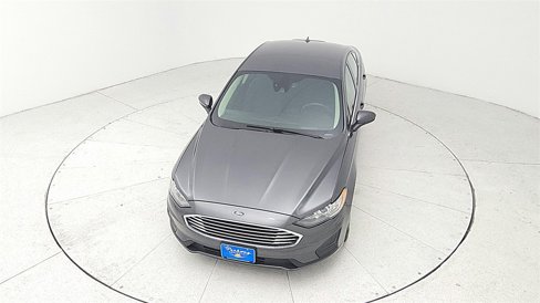 Used 2019 Ford Fusion SE image 12