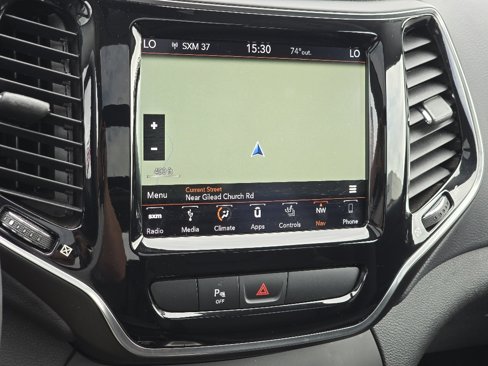 Used 2019 Jeep Cherokee Limited image 4