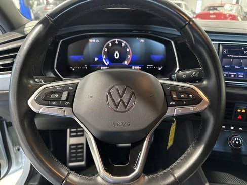 Used 2024 Volkswagen Jetta Sport image 21