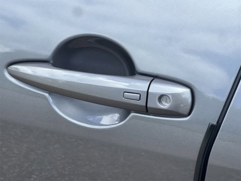 Certified 2022 Nissan Sentra SR image 26