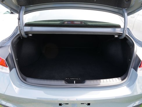 Certified 2023 Hyundai Elantra SEL w/ Convenience Package image 12