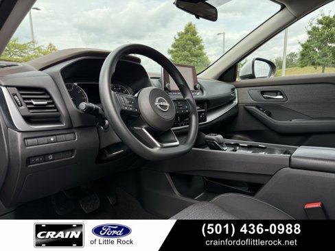 Used 2023 Nissan Rogue SV image 10