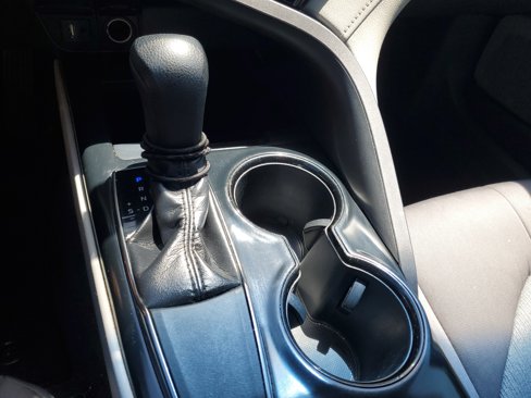 Used 2019 Toyota Camry SE image 21