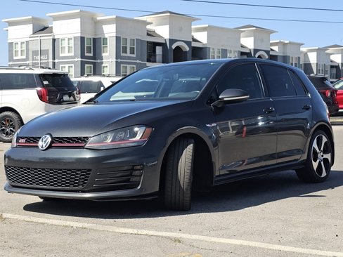 Used 2017 Volkswagen GTI SE image 18