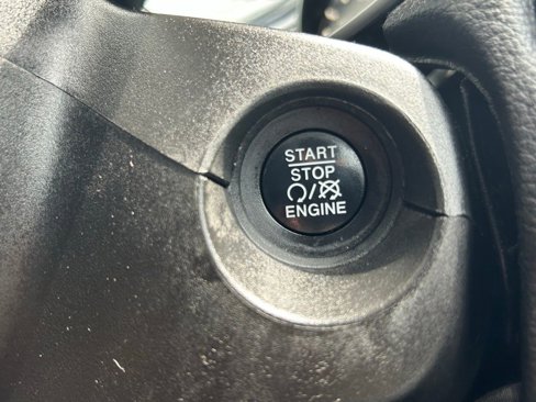 Used 2017 Jeep Compass Limited w/ Navigation Group image 40