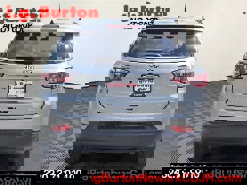 Certified 2020 Jeep Compass Latitude image 5