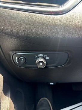 Used 2022 Chevrolet Equinox LT image 55