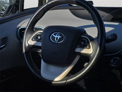 Used 2017 Toyota Prius Four image 16