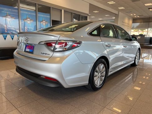 Used 2017 Hyundai Sonata SE image 7