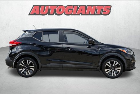 Used 2019 Nissan Kicks SV image 5