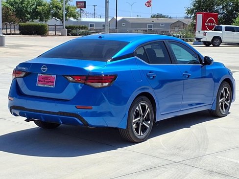 New 2025 Nissan Sentra SV image 5