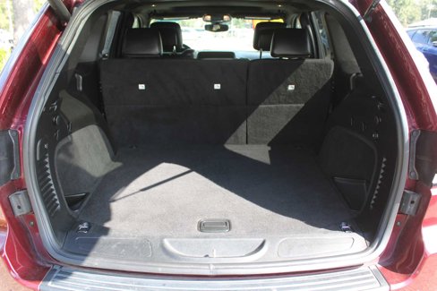 Used 2020 Jeep Grand Cherokee Altitude image 11