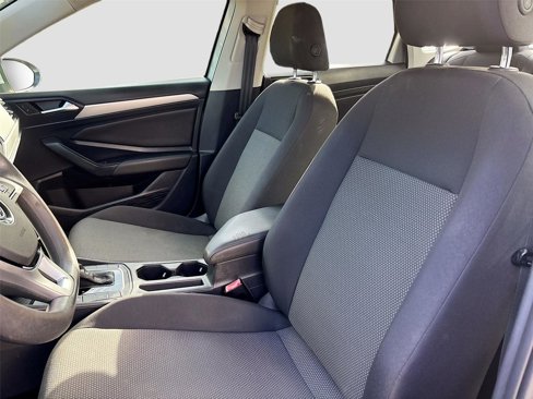 Used 2021 Volkswagen Jetta S w/ Driver Assistance Package image 21