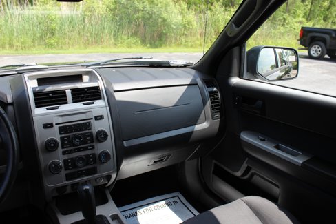 Used 2011 Ford Escape XLT w/ 201A Rapid Spec Order Code image 20