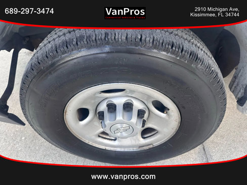 Used 2018 Chevrolet Express 2500 w/ Driver Convenience Package image 18