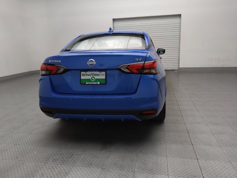 Used 2021 Nissan Versa SV image 7